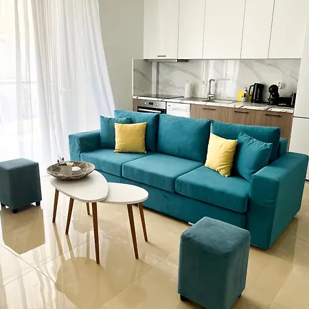 Apartment House Neo Epivates